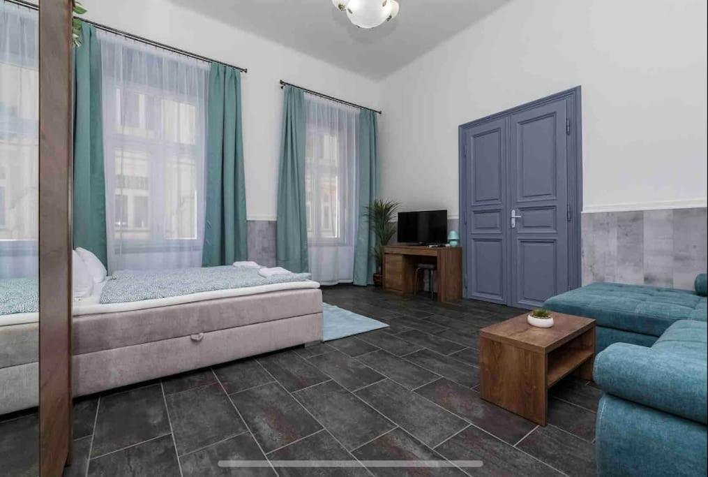 D3 Basilica Luxury Spacious Free Parking For 1 Car Budapest Luaran gambar